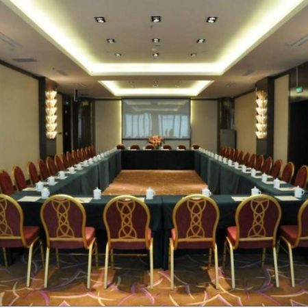 Inzone Garland Hotel Jinan Business photo
