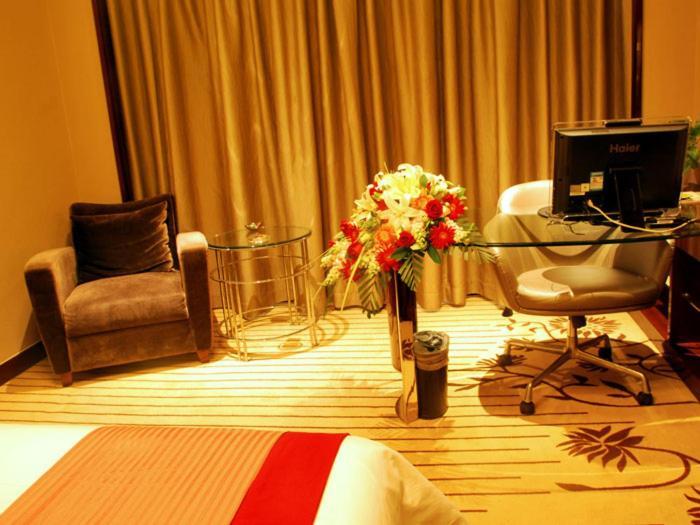 Inzone Garland Hotel Jinan Exterior photo