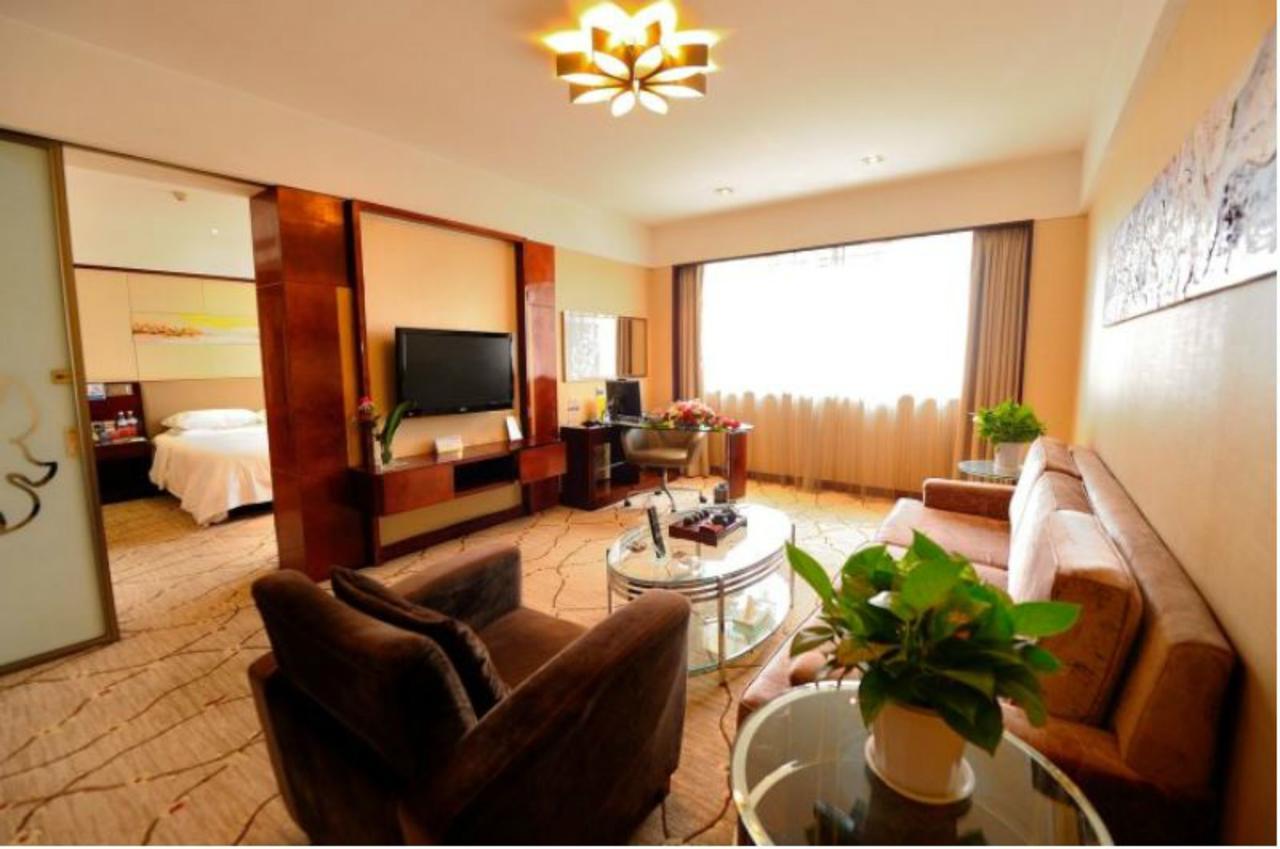 Inzone Garland Hotel Jinan Exterior photo